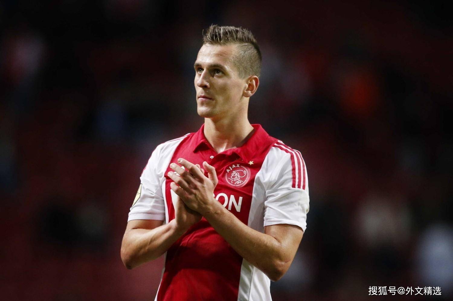 阿贾克斯签下哥伦比亚锋线猛将，增强攻击力的简单介绍