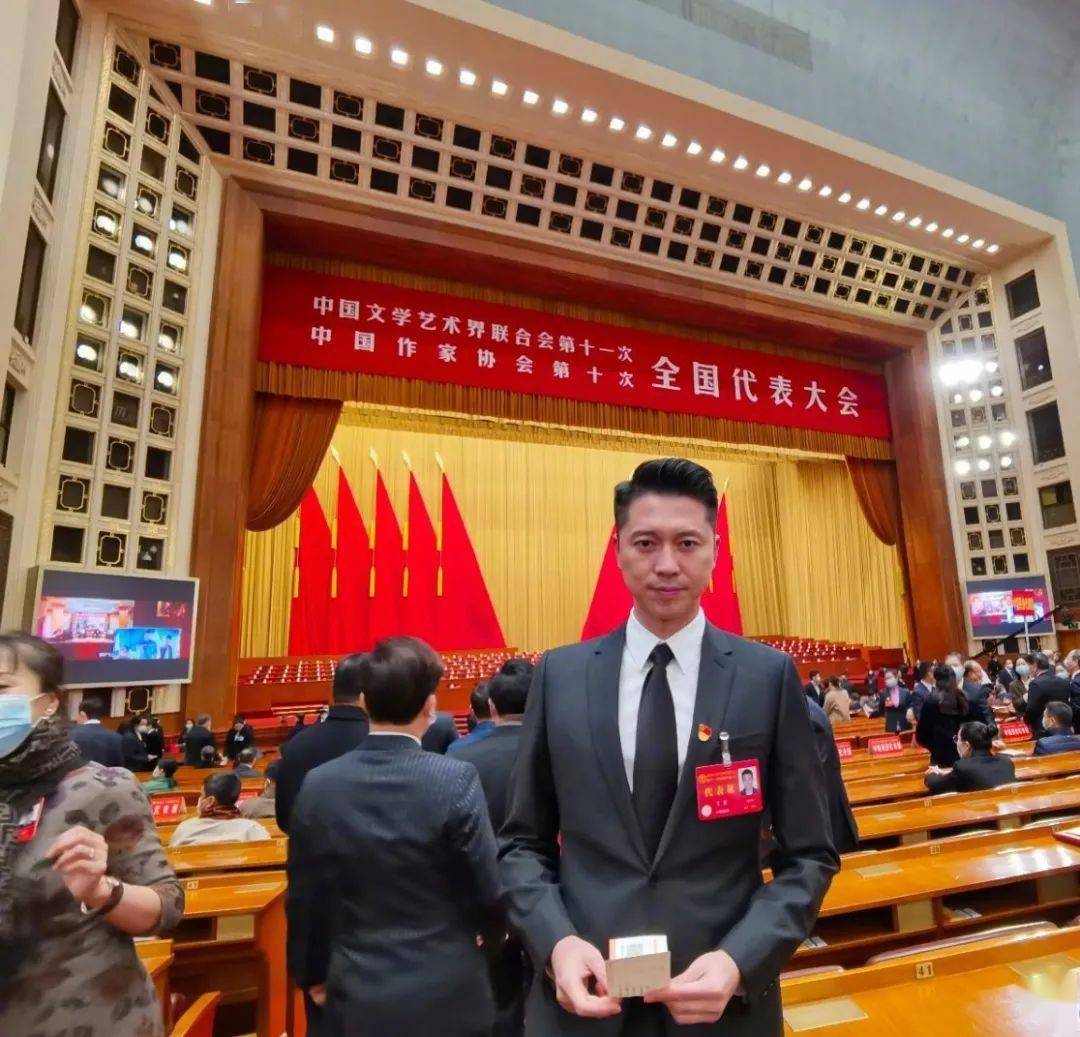 突破自我！国家代表团凭实力夺冠