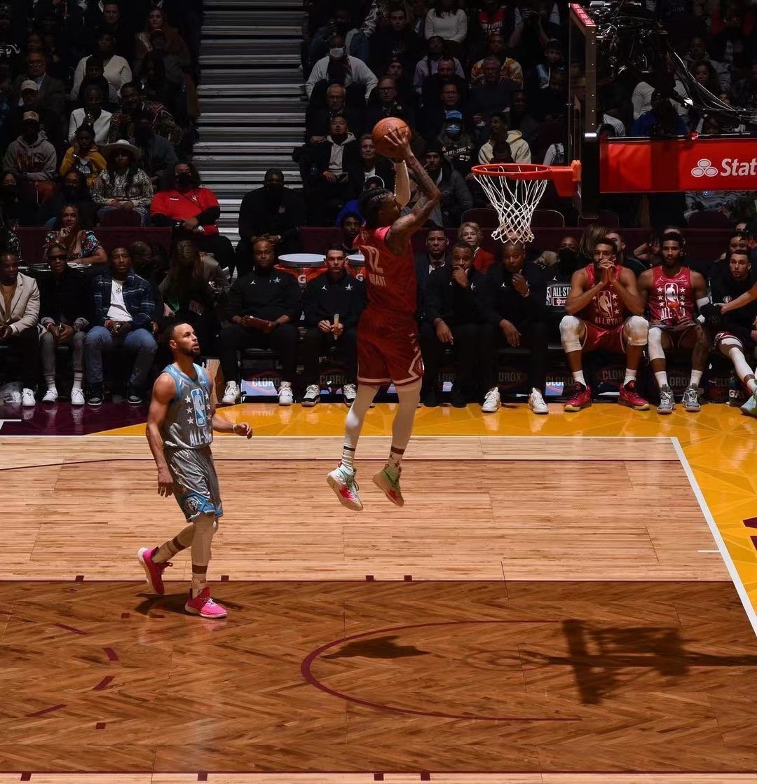 关于凯尔特人碾压土耳其男篮，莫兰特高光表现的信息