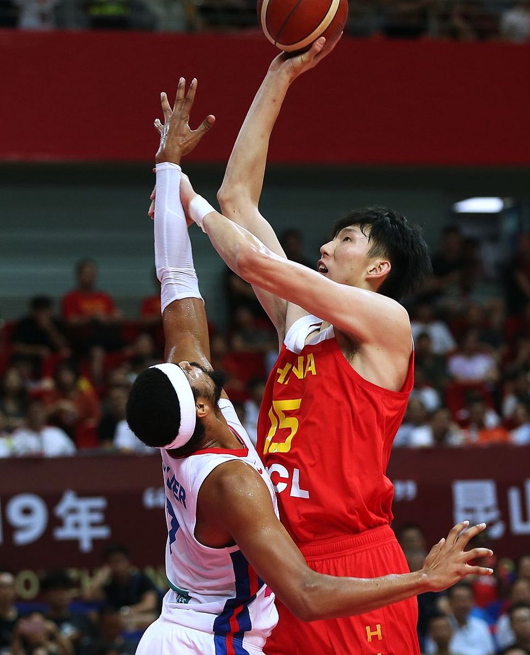 篮网绝杀青岛队,周琦点燃赛场的简单介绍 篮网绝杀青岛队,周琦点燃赛场的简单介绍